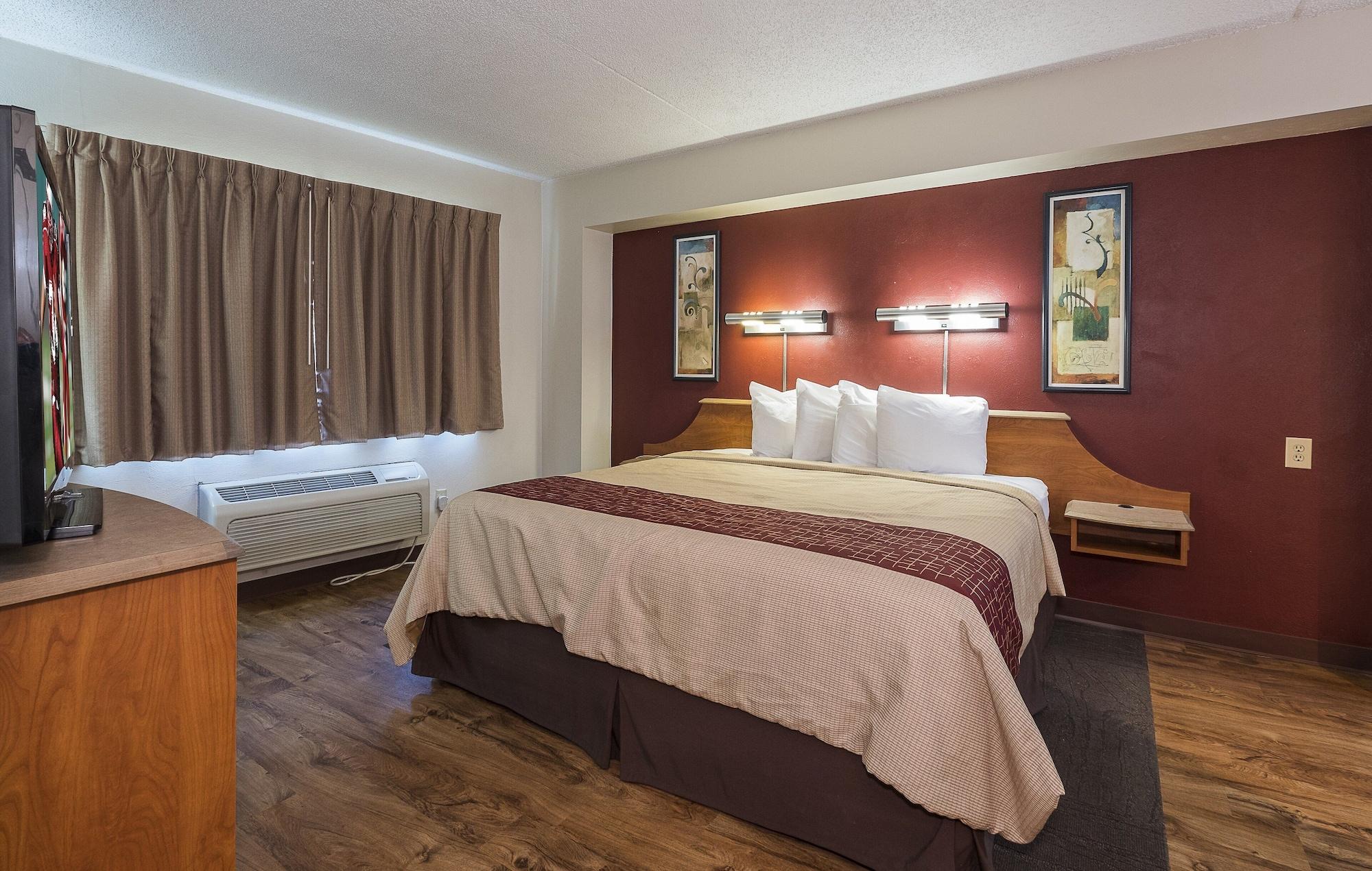 Red Roof Inn & Suites Cleveland - Elyria Eksteriør bilde