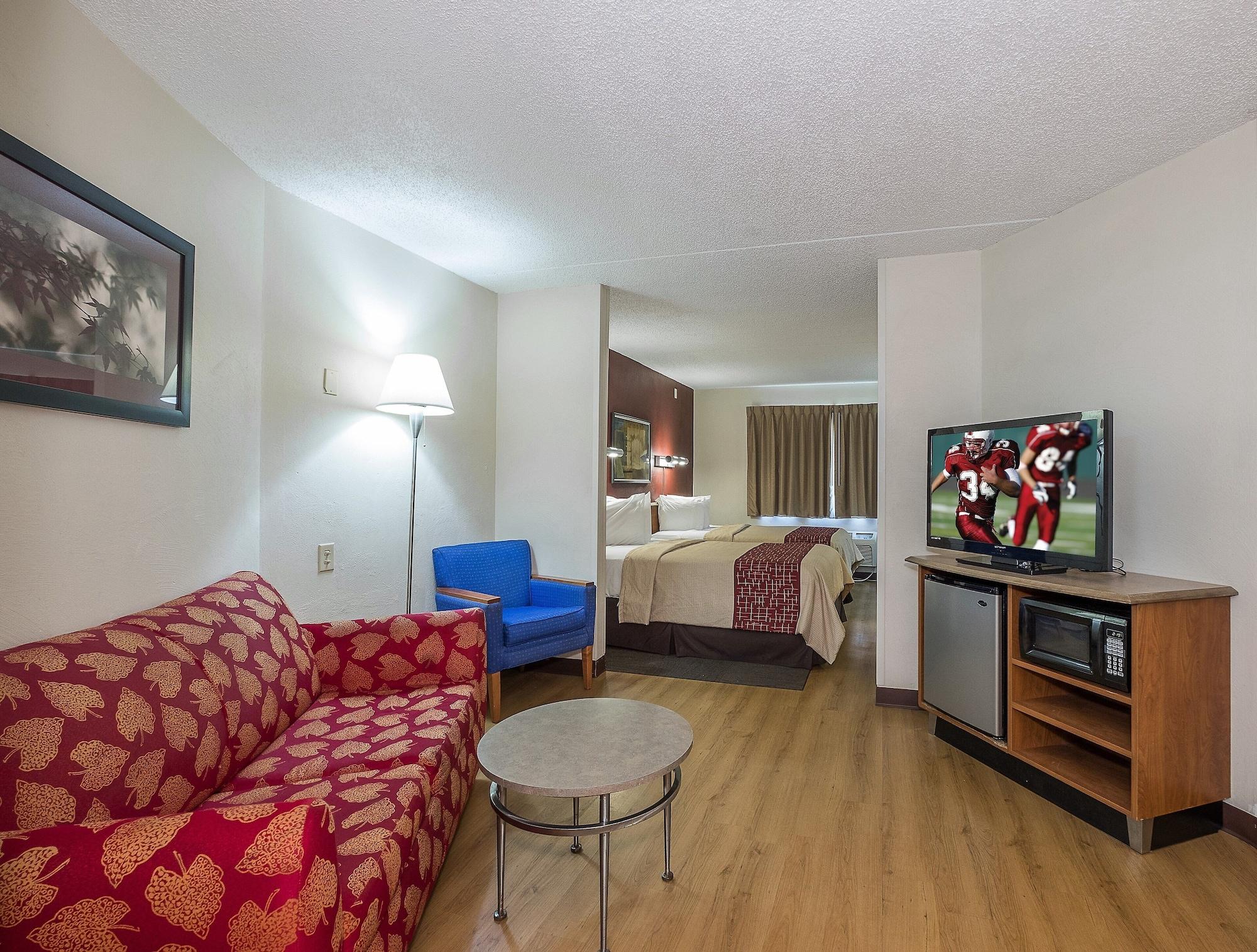 Red Roof Inn & Suites Cleveland - Elyria Eksteriør bilde