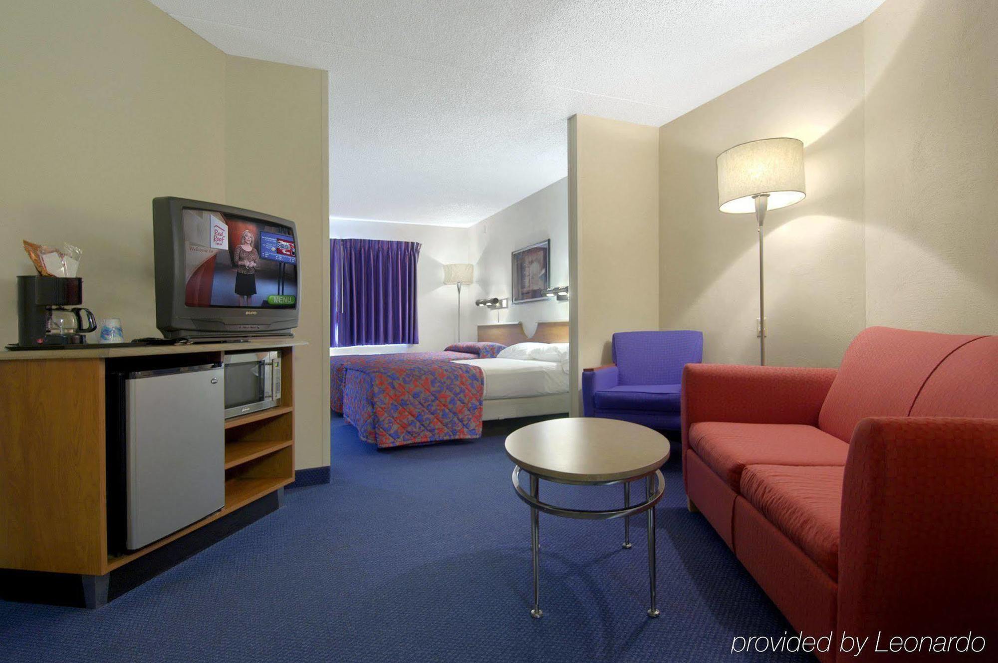 Red Roof Inn & Suites Cleveland - Elyria Eksteriør bilde