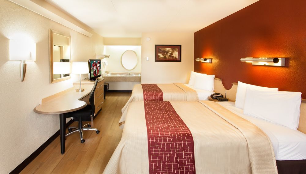 Red Roof Inn & Suites Cleveland - Elyria Eksteriør bilde